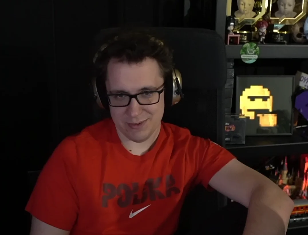 Mokry Suchar podczas streamu ze slotami